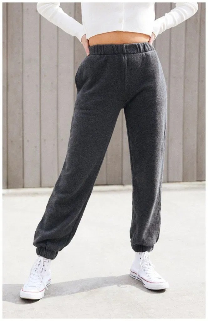 Try them out! john galt sweatpants: School Outfit,  Brandy Melville,  John Elliott,  Casual Outfits,  John Galt  