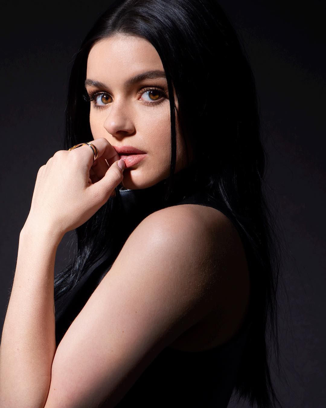 Ariel winter hot face: Los Angeles,  Ariel Winter,  Hot Instagram Models,  Alex Dunphy  