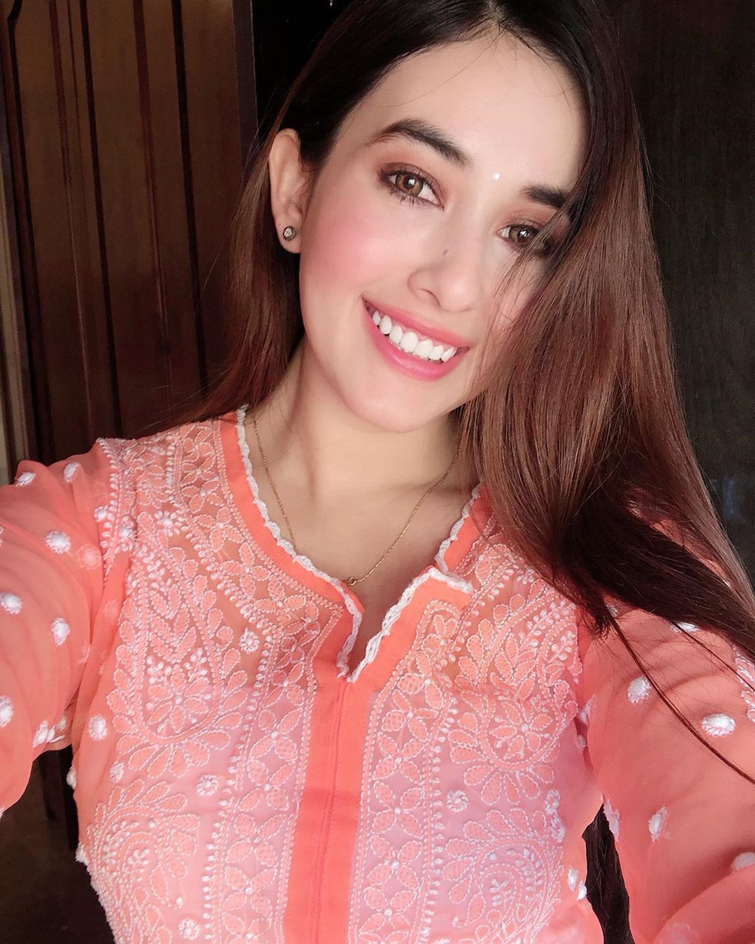 Aditi Budhathoki Instagram Pics, Sun sign astrology: Brown hair,  Aditi Budhathoki,  Beautiful Girls,  Photo shoot,  Black hair,  Hot Instagram Models  