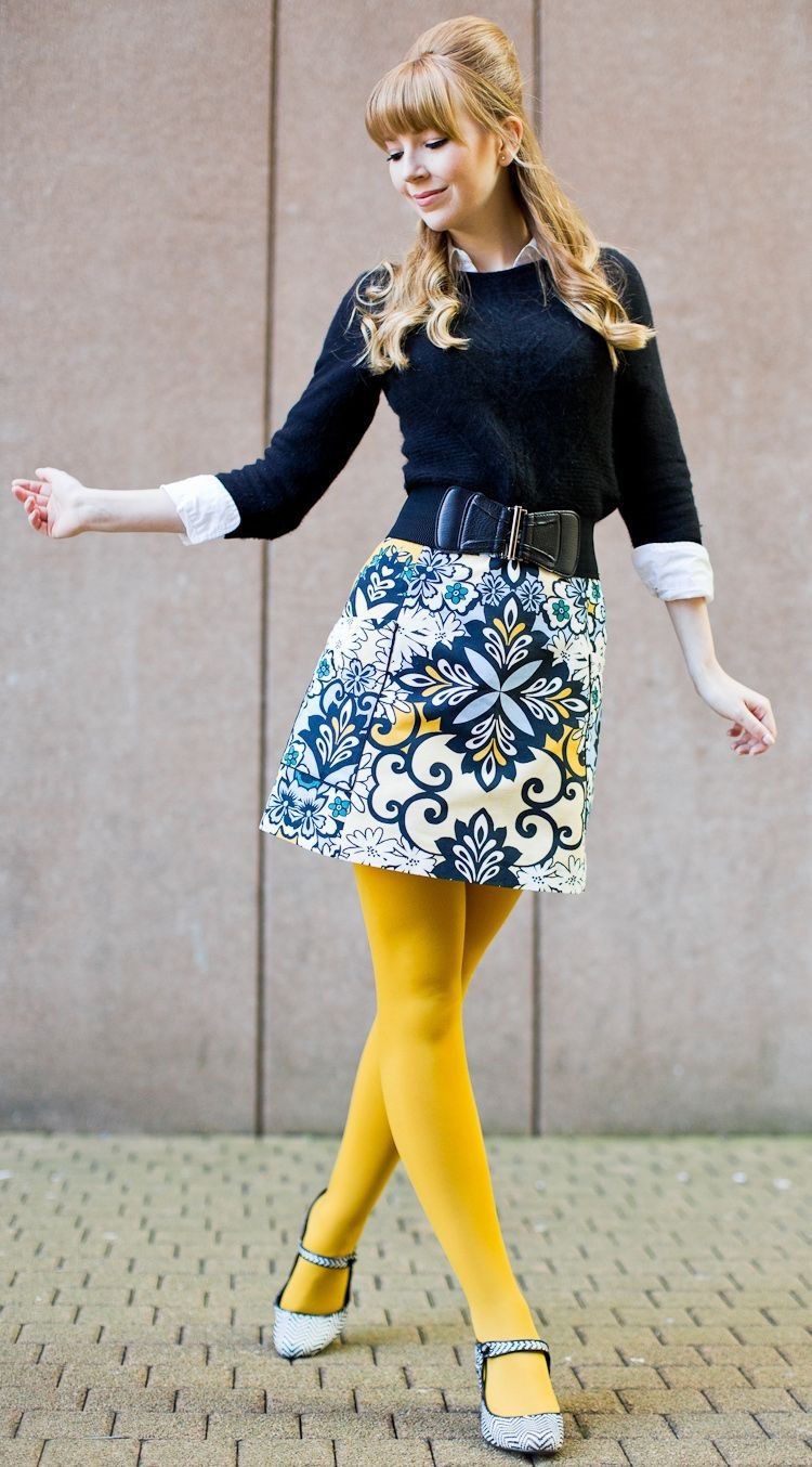 Get that look 60s pantyhose, Pantyhose for men: Tights outfit,  Yellow Tights  