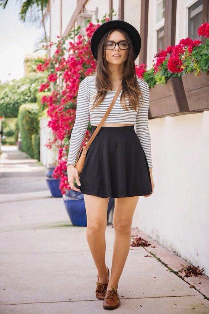 Splendid tips for skater skirt outfit, Skater Skirt: Crop top,  Skater Skirt,  Skirt Outfits,  Oxford shoe,  Vero Moda,  Short Skirts,  Mini Skirt  