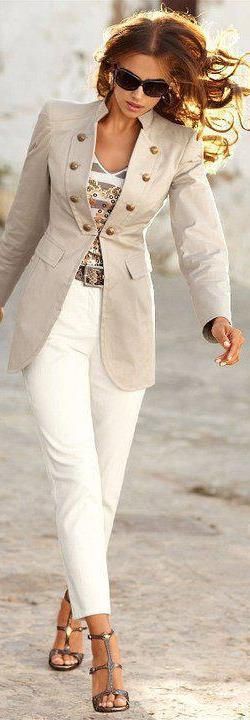 Beige blazer and white pants: Street Style  