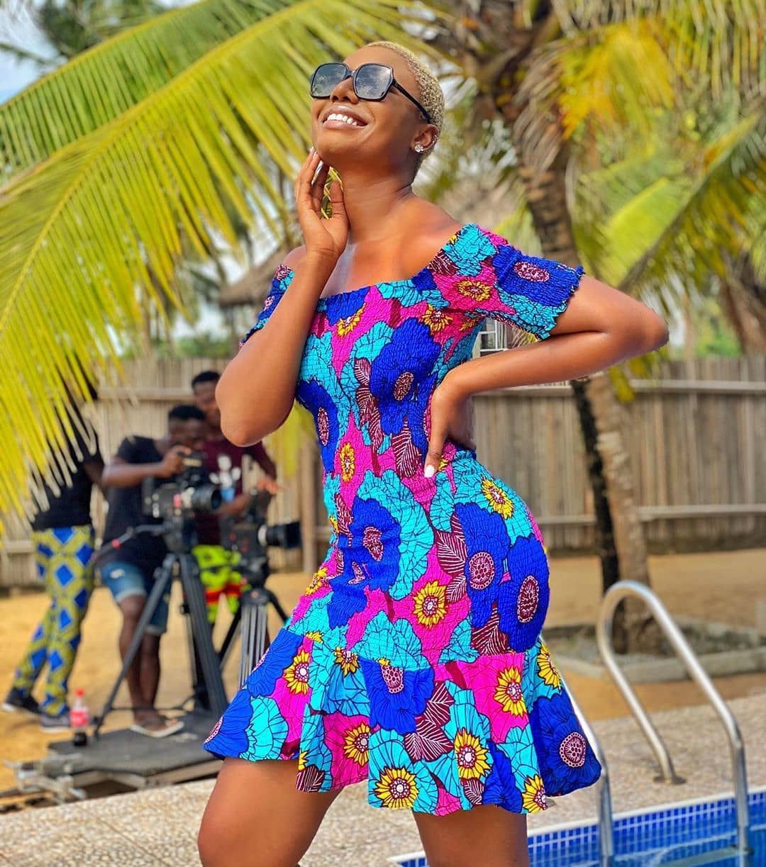 Latest Ankara Styles 2020, Dar es Salaam: Ankara Outfits,  Ankara Short Gown  