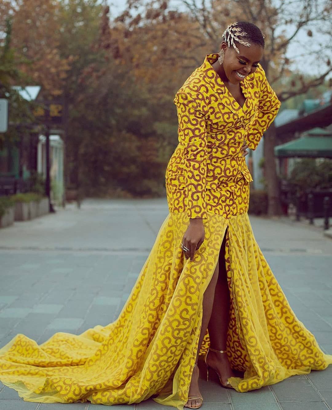 Latest Ankara Styles 2020, Aso ebi, Head tie: Aso ebi,  Hairstyle Ideas,  Ankara Outfits  
