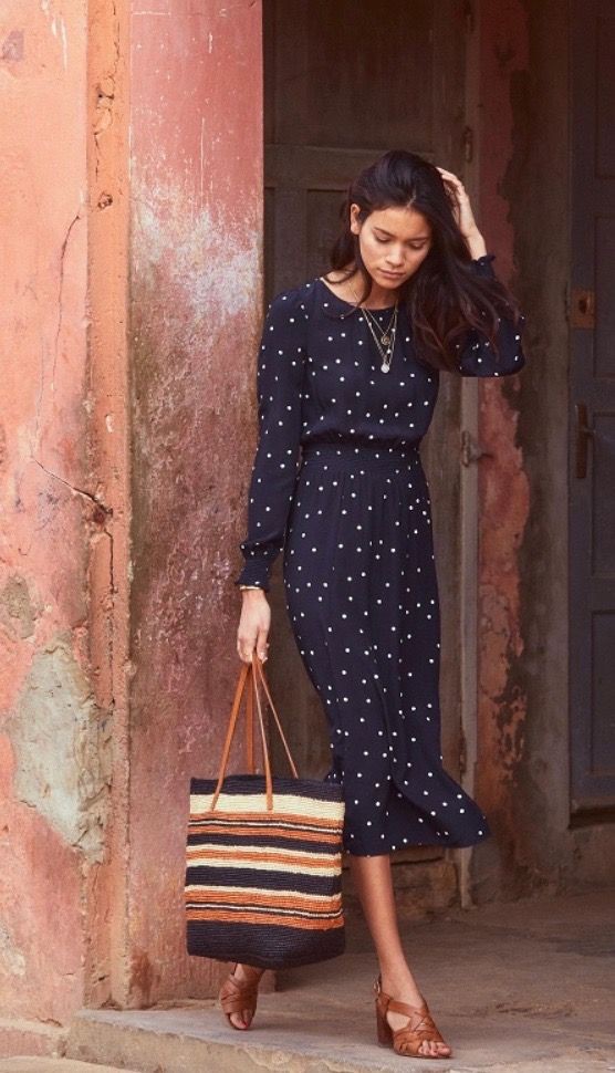 Affordable and elegant robe julia sezane, SÃ©zane: Sleeveless shirt,  shirts,  Polka dot,  Fashion week,  Church Outfit,  Casual Outfits  