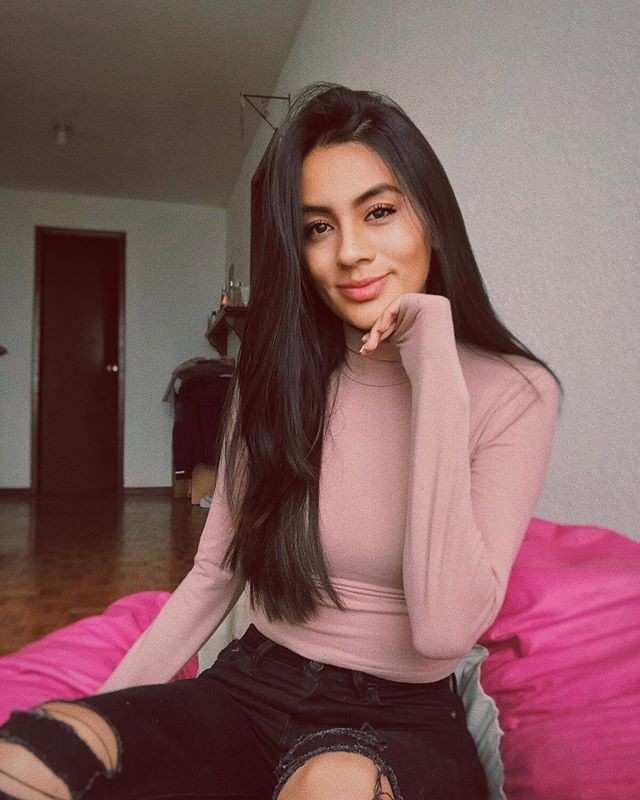 Young Girls Pics, Hair M, Photo shoot: Brown hair,  Hot Girls,  Beautiful Girls,  Hair Care,  Photo shoot,  Black hair  