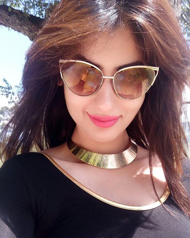 Sabby Suri Sun Glasses Ideas: Sabby Suri Instagram  