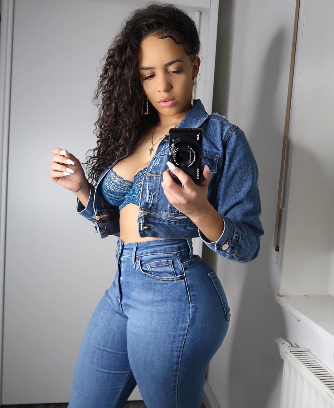 Hot black girl in jeans: Jean jacket,  Fashion Nova,  Photo shoot,  Tiffanie Ray  