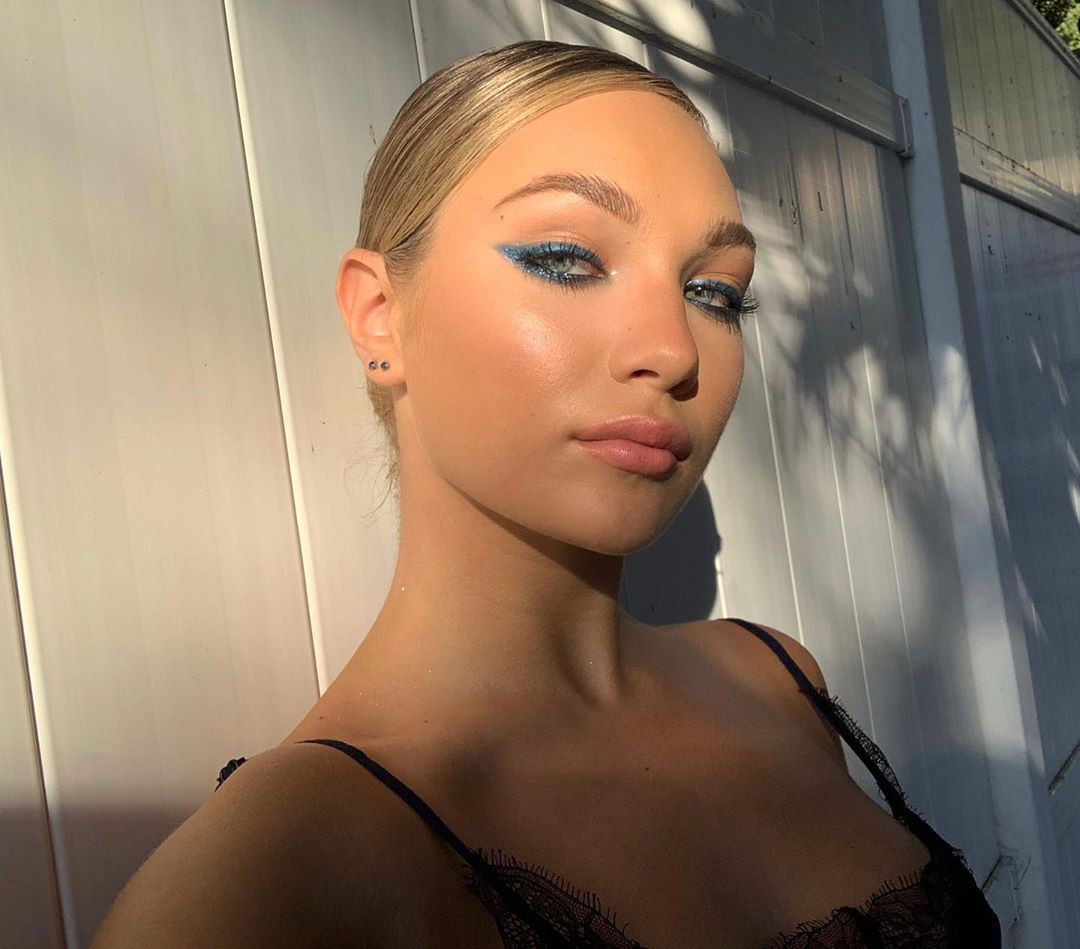 Pretty Maddie Ziegler Facebook Photo Shoot, American Actress: TikTok Stars,  Hot Insta Pics,  Hot Insta Models,  Girls On TikTok,  Model Maddie Ziegler,  Hottest Maddie Ziegler,  TikTok Girl Maddie Ziegler,  Maddie Ziegler,  Sexy Maddie Ziegler  