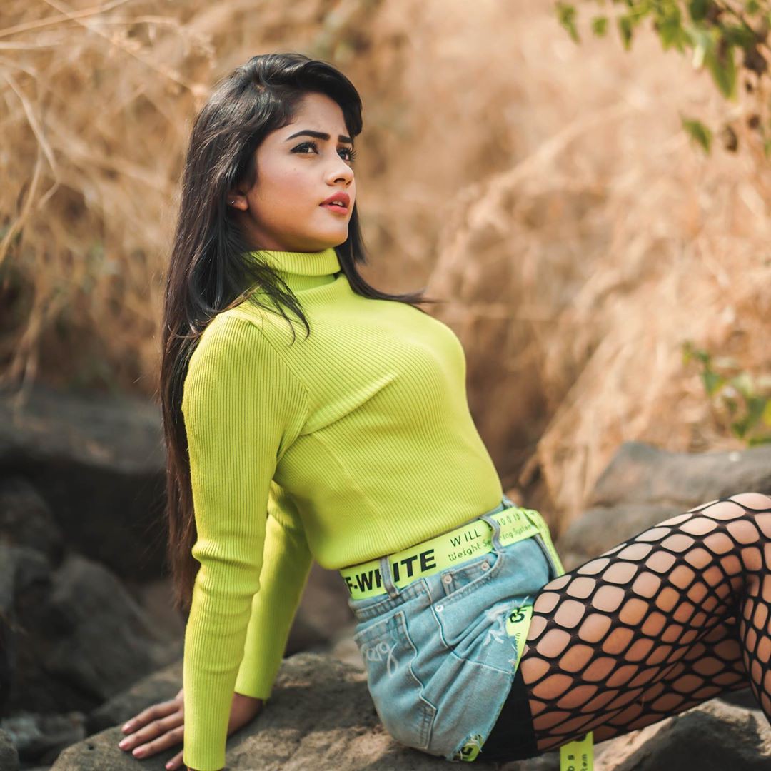 Fabulous Instagram Wallpaper of TikTok Sensation Nisha Guragain: Hot Insta Babes,  Viral TikTok Videos,  Viral TikTok Girls,  Hot TikTok Girls,  Hot TikTok Models,  TikTok Videos,  TikTok Girls,  Nisha Guragain  