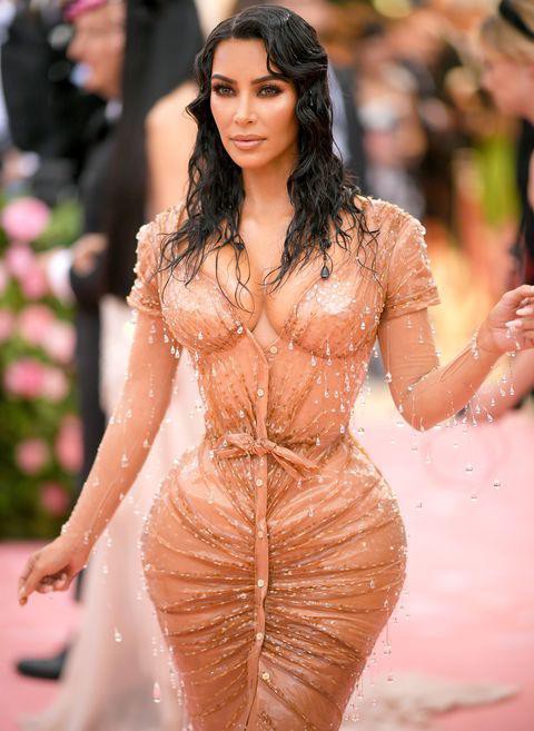 how Kim Kardashian Pictures: Most Famous Celebrity,  cute celebrity pics,  celebs Instagram,  Kim Kardashian Outfit,  Kim,  Kardashian,  Best Figure In The World,  Kim Kardashian Hairstyle  