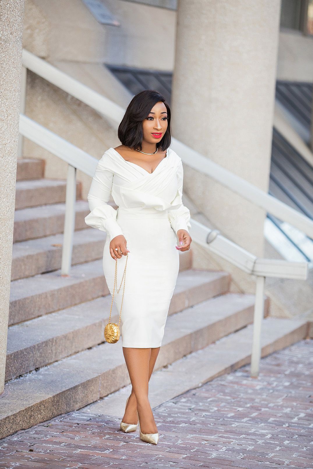 Colour combination classy dress styles, street fashion, bandage dress, african dress, wedding dress, evening gown, sheath dress, pencil skirt, casual wear: Bandage dress,  Wedding dress,  Evening gown,  African Dresses,  Sheath dress,  Pencil skirt,  White Outfit,  Street Style  