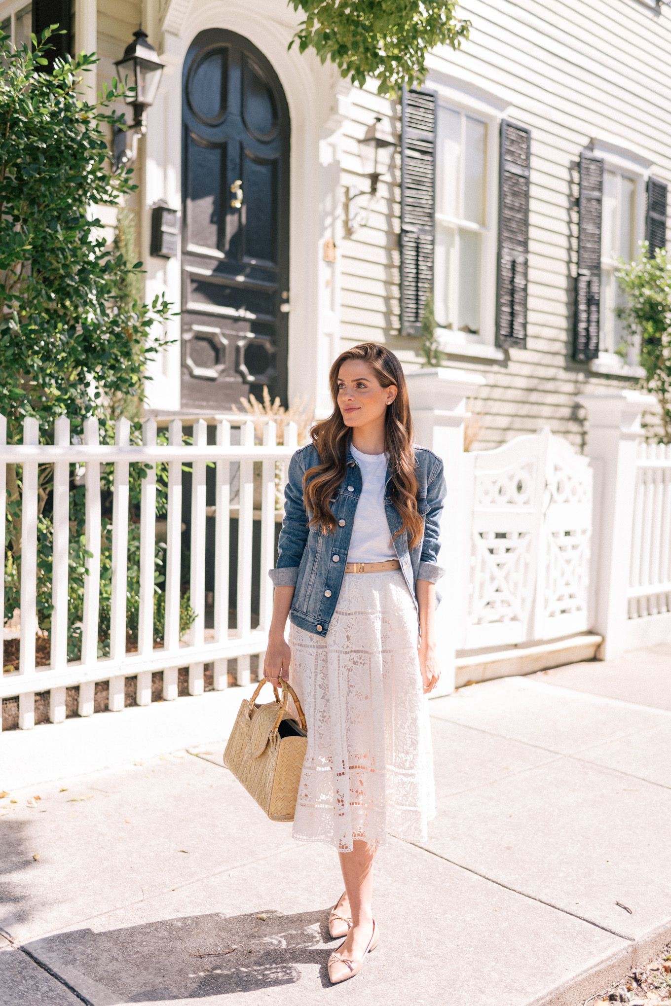 White outfit instagram with denim skirt, jean jacket, jacket: Denim Outfits,  Denim skirt,  Jean jacket,  White Outfit,  Street Style  