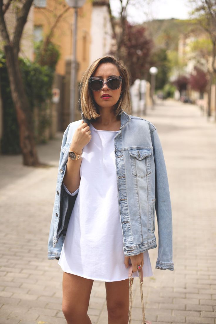 White t shirt dress with denim jacket: Denim Outfits,  Jean jacket,  shirts,  T-Shirt Outfit,  Street Style,  White And Blue Outfit  