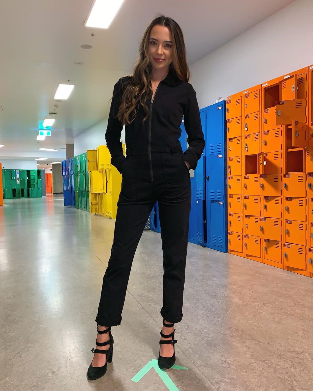 yellow matching style with trousers, denim, jeans: Yellow Jeans,  Yellow Denim,  Yellow Trousers,  Veronica Merrell Instagram  