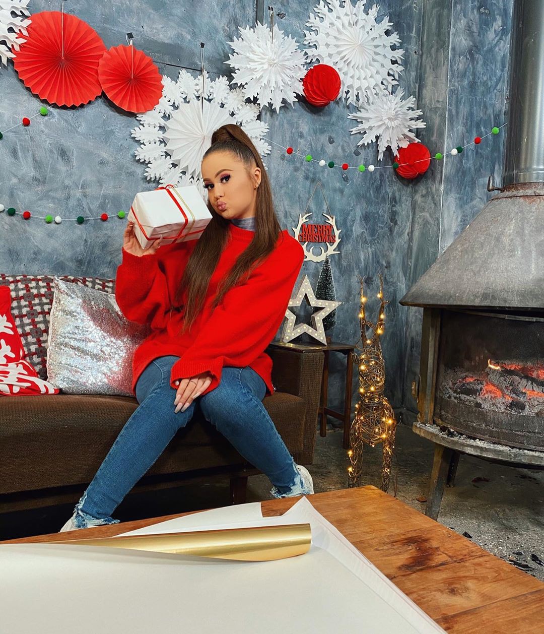 Holly Horne trousers, denim, jeans outfit ideas: Red Jeans,  Holly Horne TikTok  