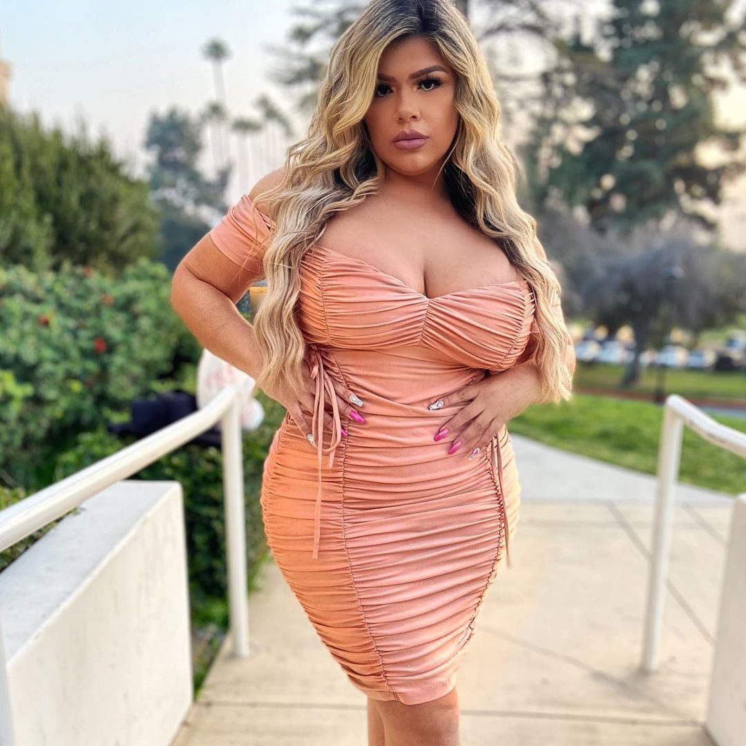 orange dress for girls with cocktail dress, blond hairs: Cocktail Dresses,  Instagram girls,  Orange Cocktail Dress  