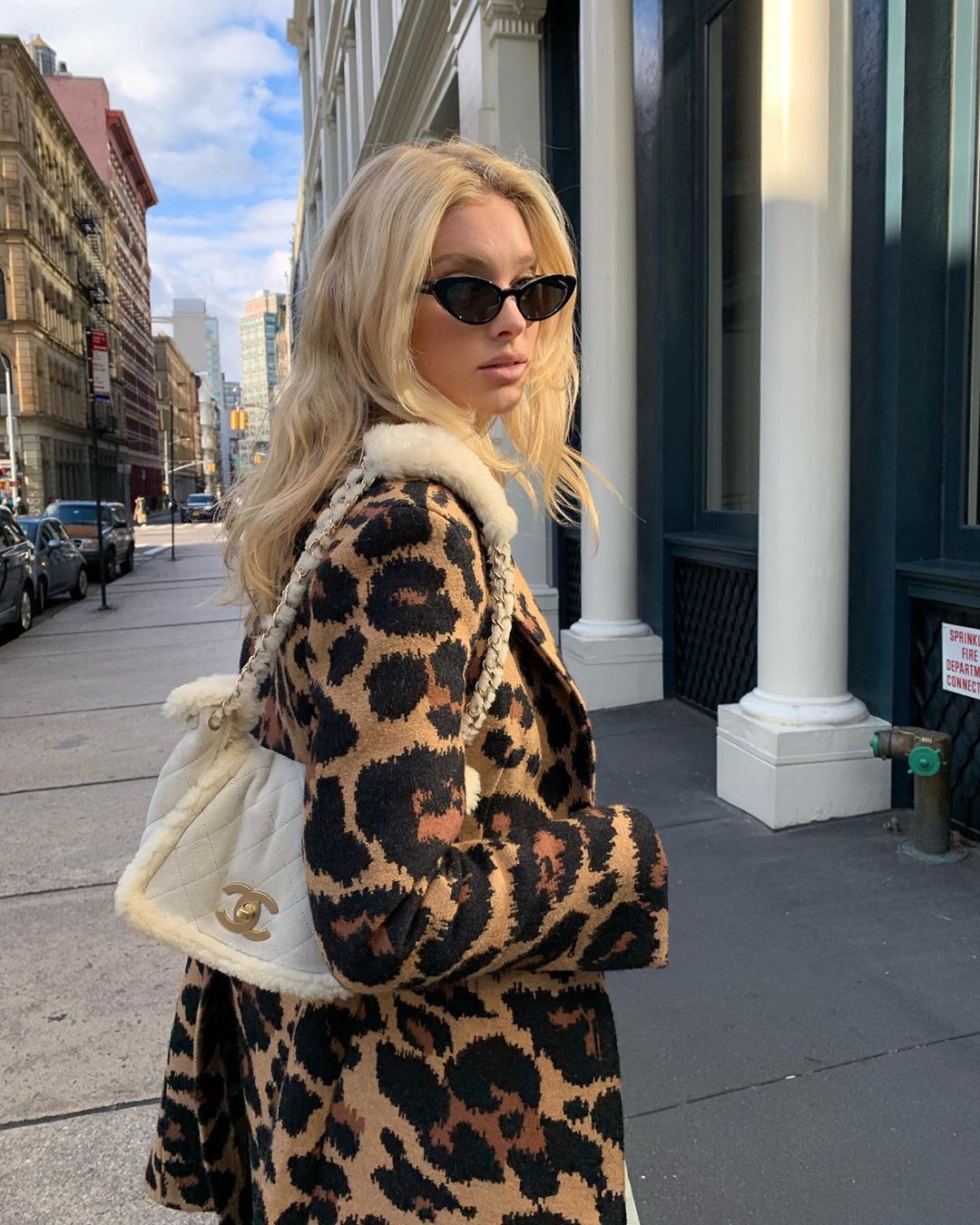yellow outfits for women with fur clothing, fur, beautiful girls pictures: Fur clothing,  Instagram girls,  Yellow Fur Clothing  