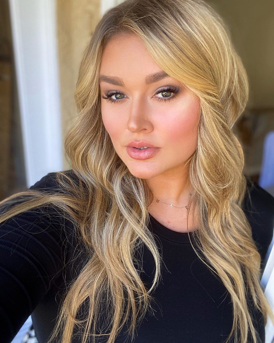 Hunter McGrady blond hairs, Girls With Cute Face, Natural Lips: Long hair,  Hair Color Ideas,  Layered hair,  Blonde Hair,  Hairstyle Ideas,  Cute Girls Instagram,  Cute Instagram Girls  