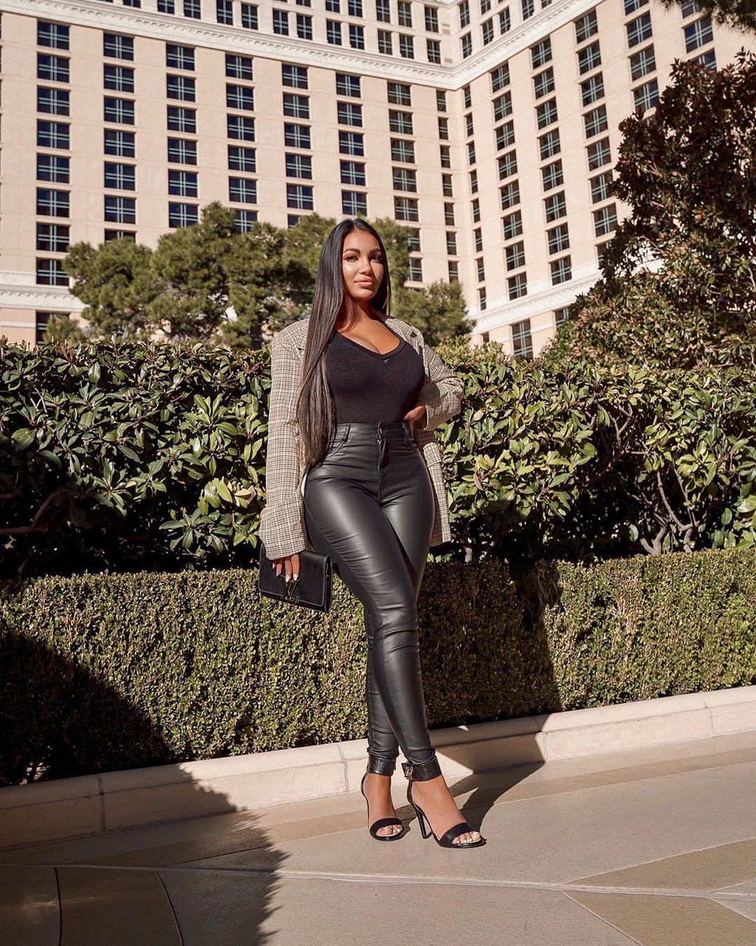 brown colour outfit, you must try with leather leggings, leather, jeans: Brown Jeans,  Brown Leather,  Brown Leggings  
