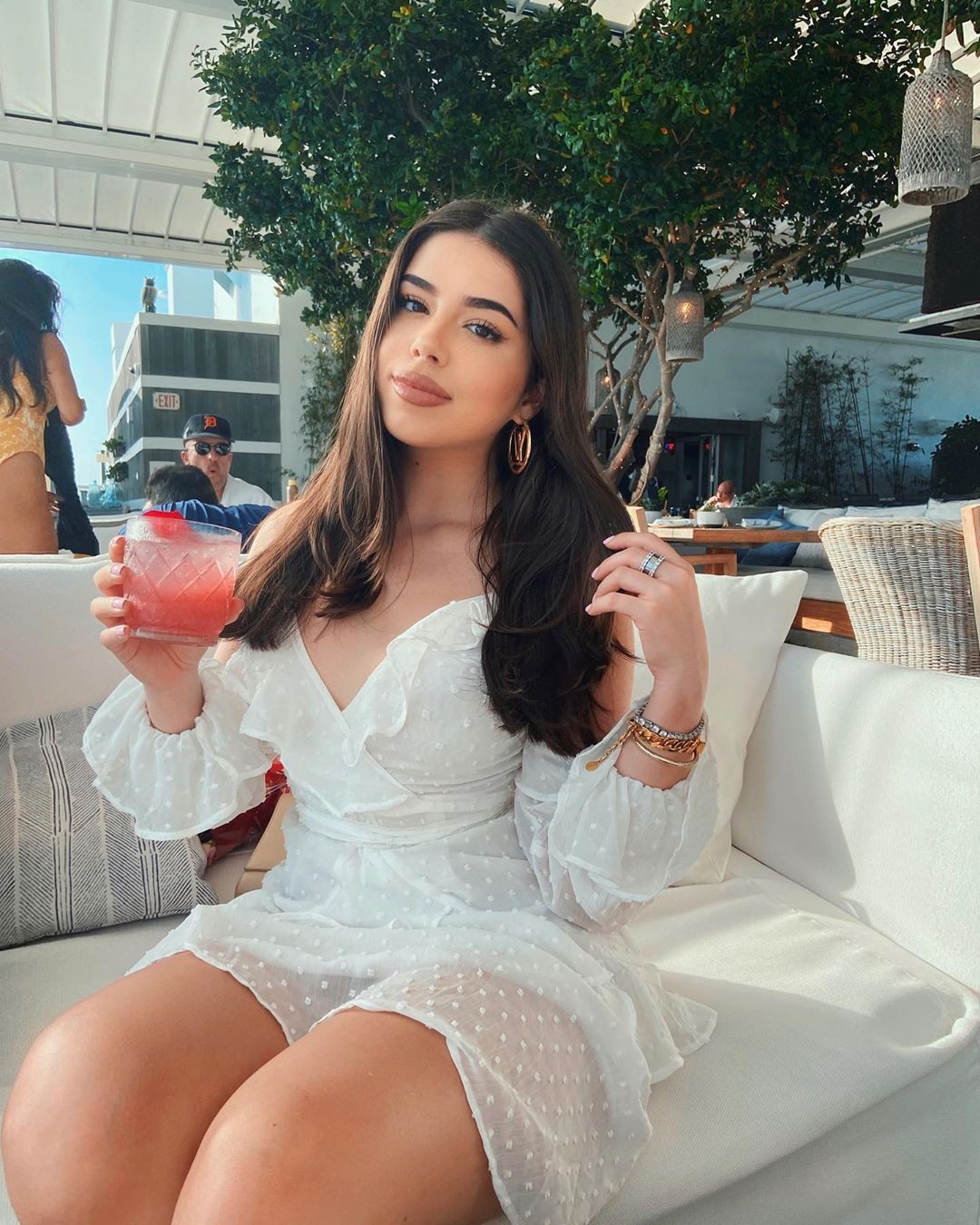 Amanda Diaz hot legs, sexy leg picture, Lip Makeup: Long hair,  Instagram girls,  Hot Dresses,  Cute Instagram Girls  