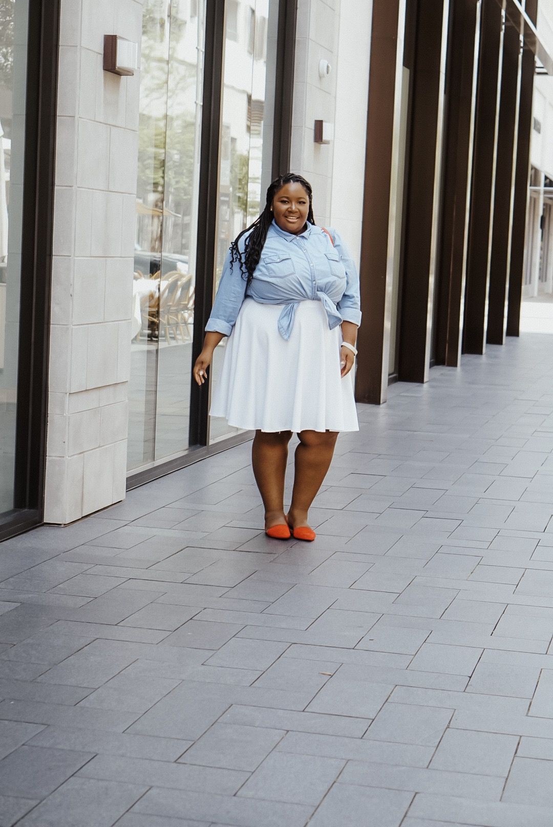 White and blue colour outfit, you must try with jeans, denim, skirt: Street Style,  White And Blue Outfit  