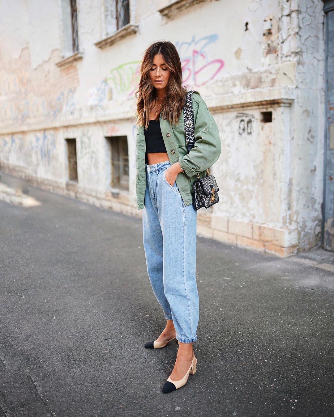 Classy outfit slouchy jeans outfit twinset slouchy jeans, slim fit pants: Mom jeans,  Street Style,  Turquoise And Blue Outfit,  Twinset Slouchy Jeans,  Slouchy Pants,  Cropped Jeans  