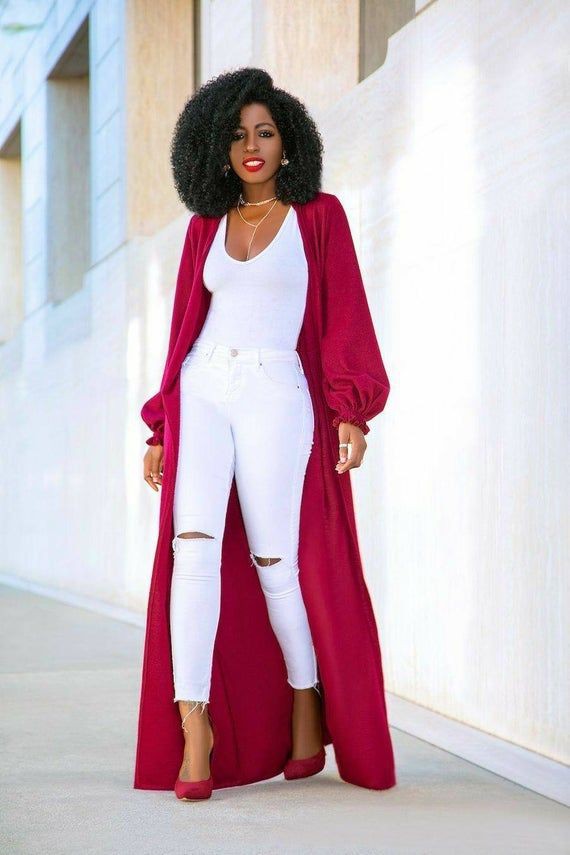 Kimono con zapatos rojos, fashion model, kimono long, formal wear: fashion model,  Kimono Long,  Formal wear,  Magenta And White Outfit,  Cardigan Outfits 2020  