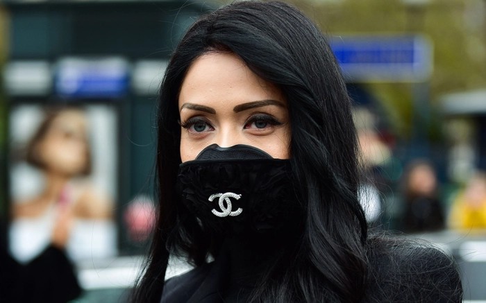 Outfit style chanel coronavirus mask paris fashion week, luxury goods: Fashion week,  Luxury goods,  Black hair,  Paris Fashion Week,  Corona Virus Dresses  