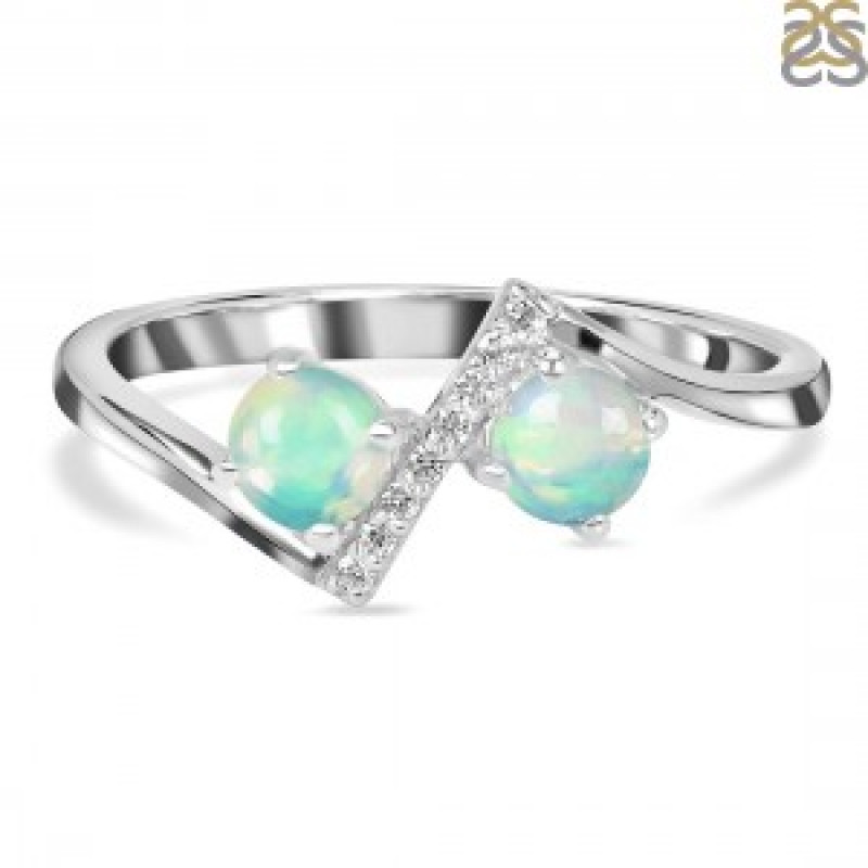 Latest Eye-Catching Opal Ring for Girls: 