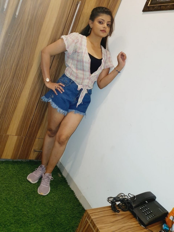 Spend Some Lovely Moments with Pathankot Call Girls: 