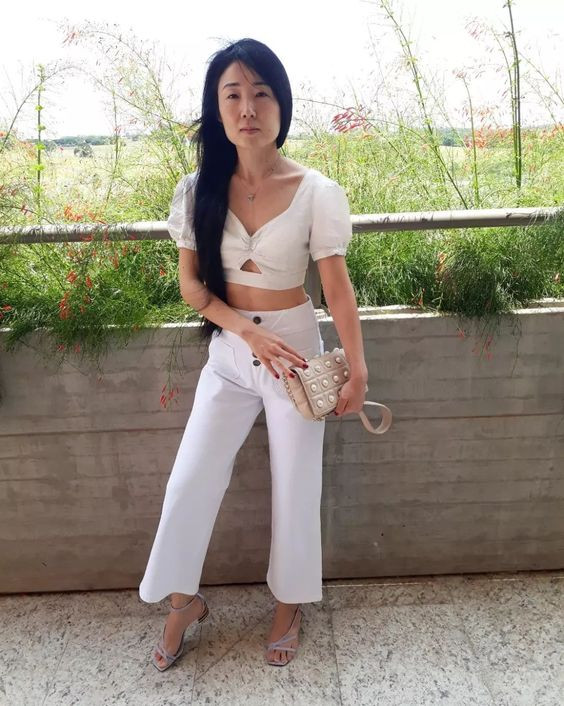 White Casual Trouser, White T-shirt, Beige Casual Sandal, Abdomen: 