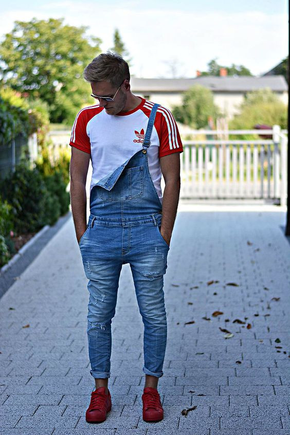 T-shirt, Men's Overall Ideas With Light Blue Sweat Pant, Delela Outfit For Men: 