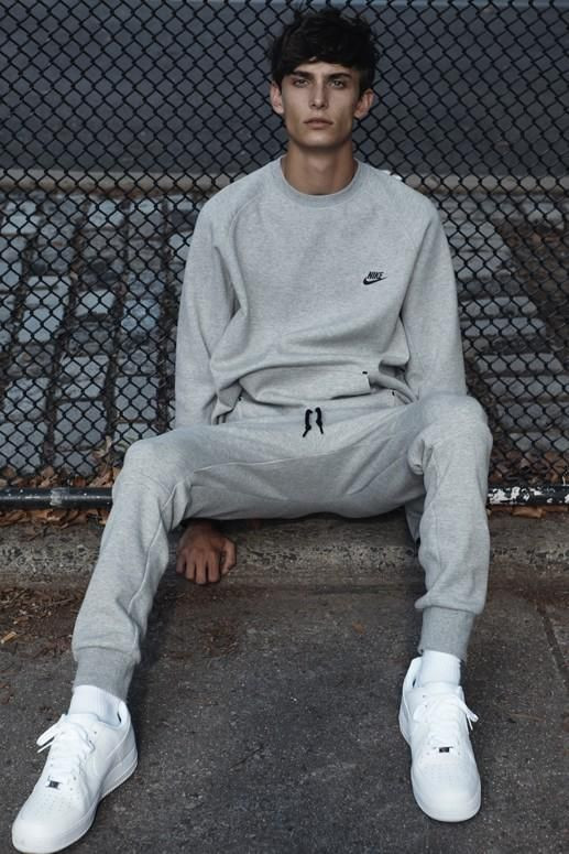 Winter Outfits With Grey Casual Trouser, Men Wearing Nike Outfits: 